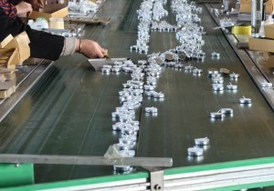 tealight candle factory (3)