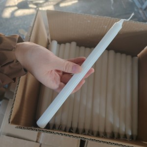 fluted candle (42)