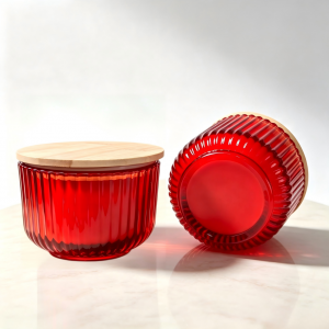 strawberry-wood-wick-candle